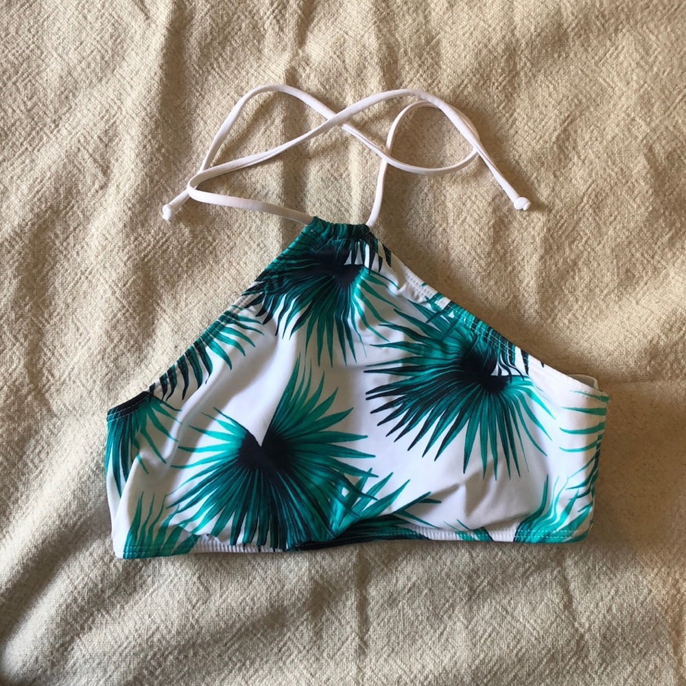 La hearts swim top with padding